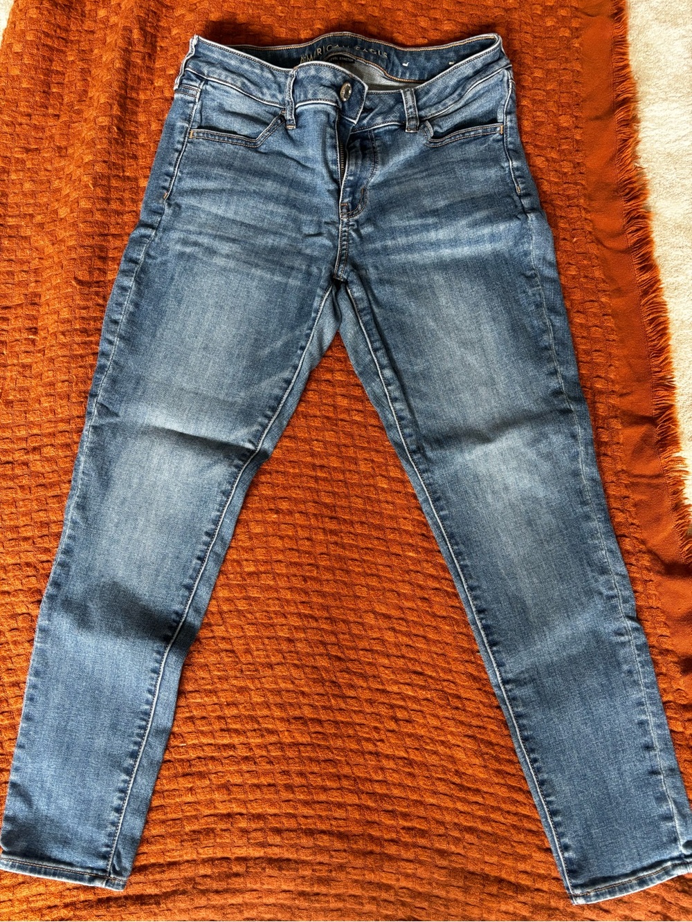 American Eagle Outfitters Medium Blue Skinny Jeggings size 10